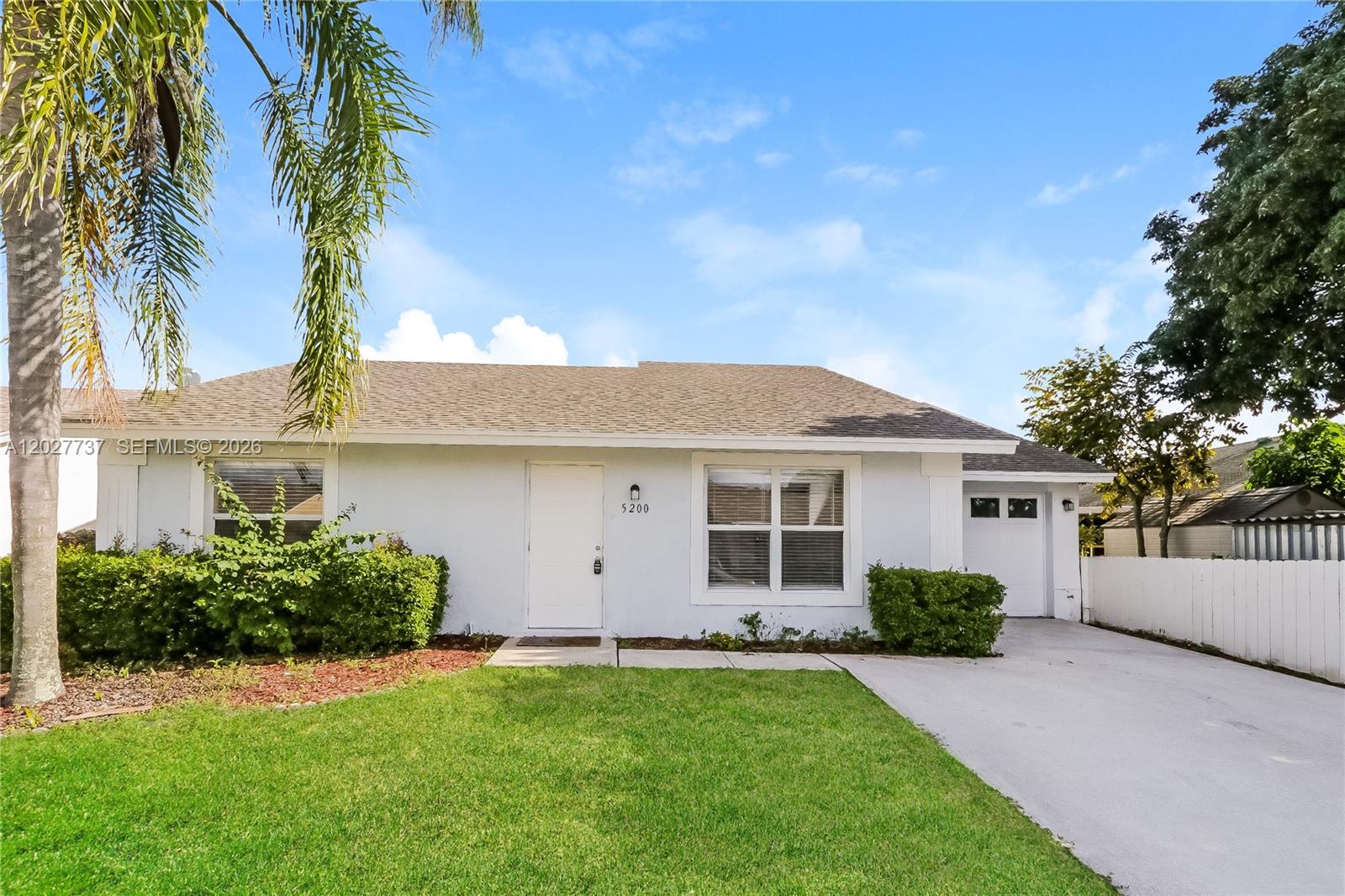 5200 Blueberry Hill Avenue, Lake Worth, FL 33463, Lake Worth