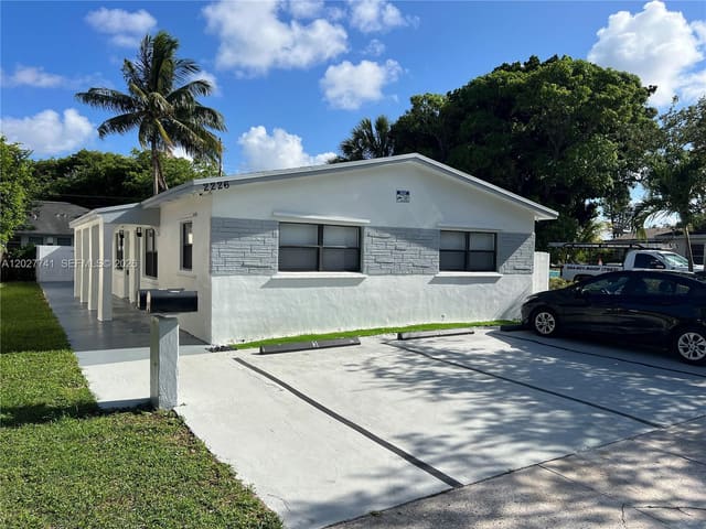 2226 Cody Street, Hollywood, FL 33020