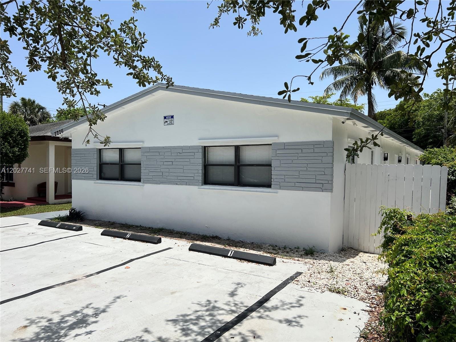 2226 Cody Street — photo 3
