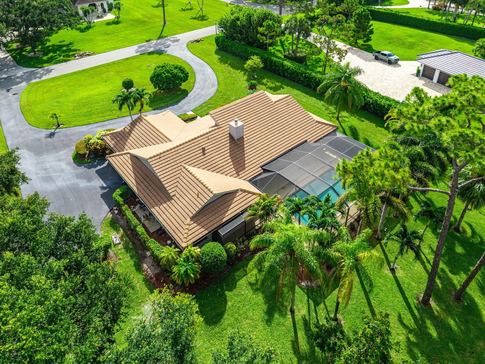9405 Dundee Drive — photo 4