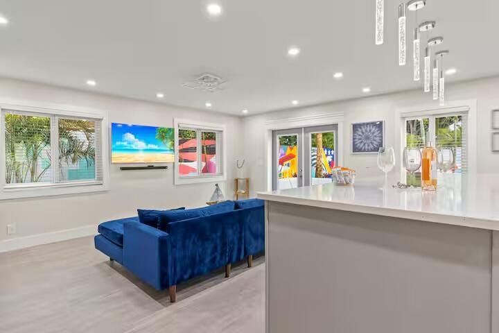 322 NW 4th Avenue — photo 5