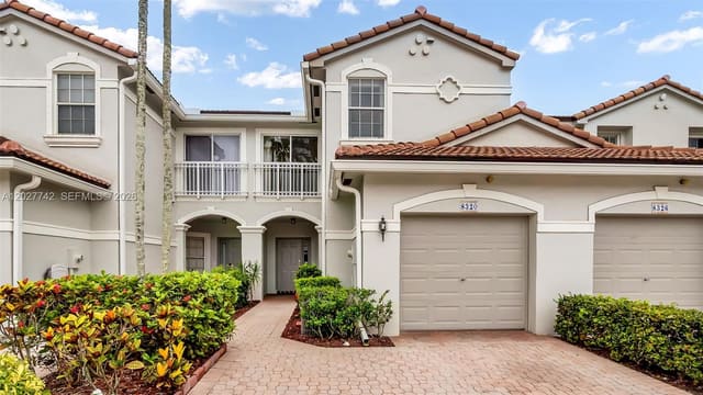 8320 Via Serena, Boca Raton, FL 33433