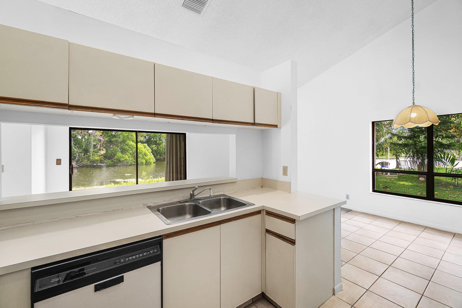 9297 Laurel Green Drive, Boynton Beach, FL 33437 photo 16