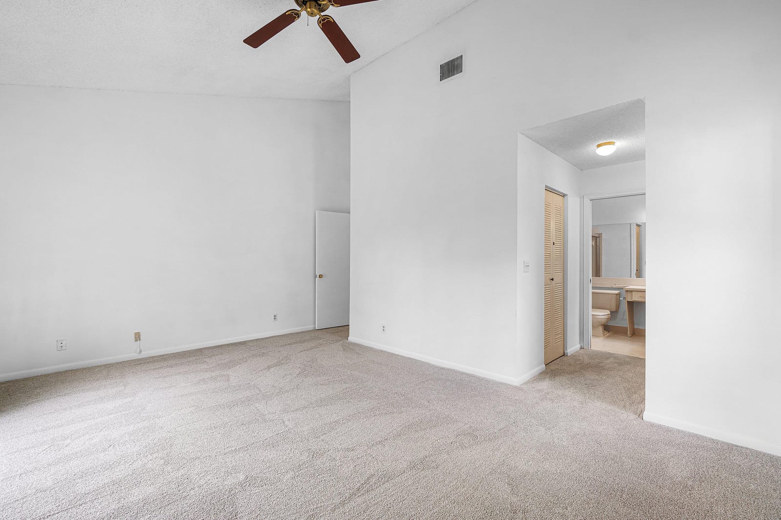 9297 Laurel Green Drive, Boynton Beach, FL 33437 photo 21