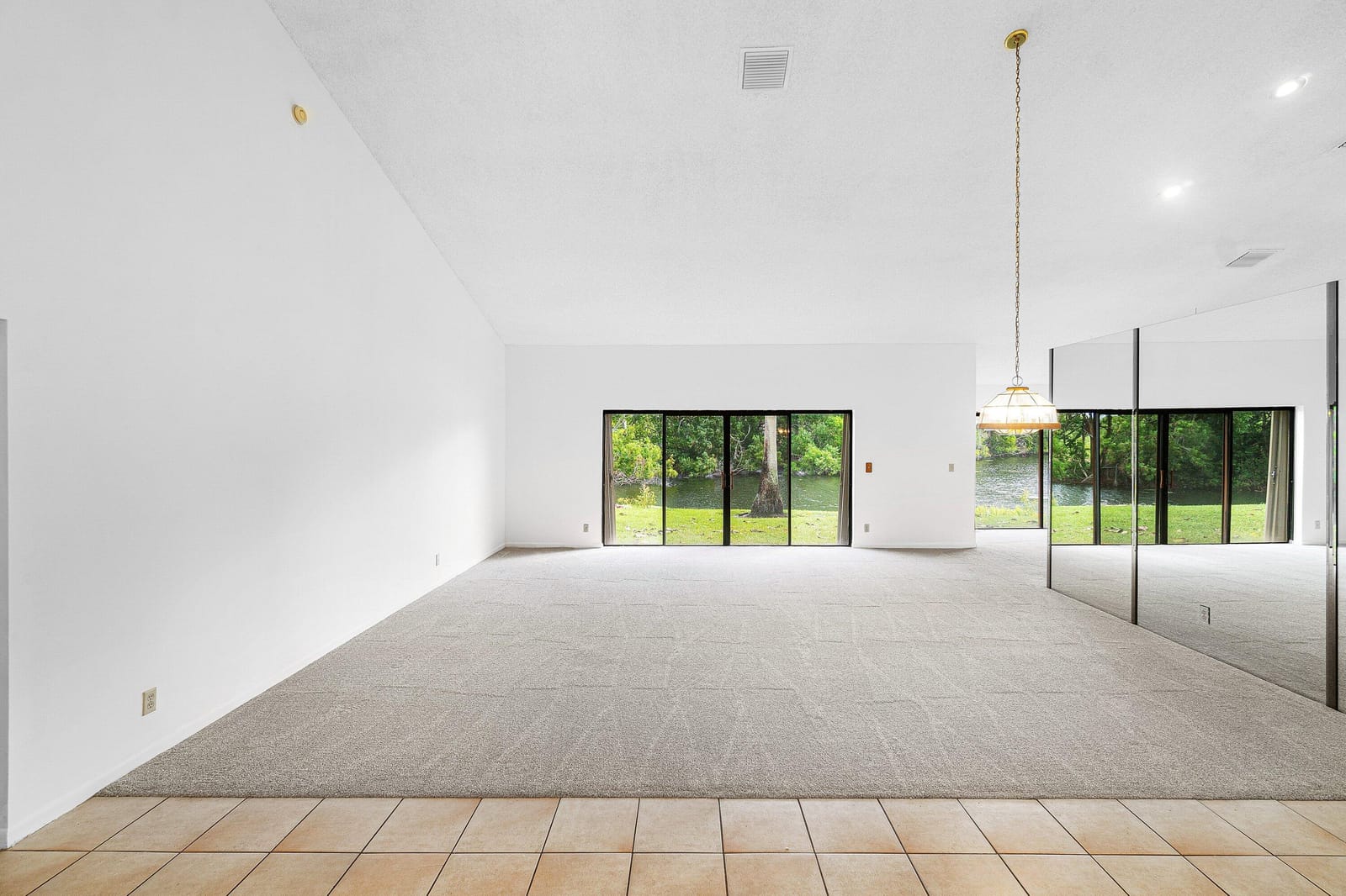 9297 Laurel Green Drive — photo 8