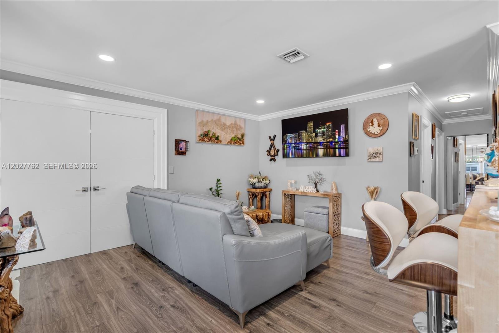 255 NE 41st Court — photo 3