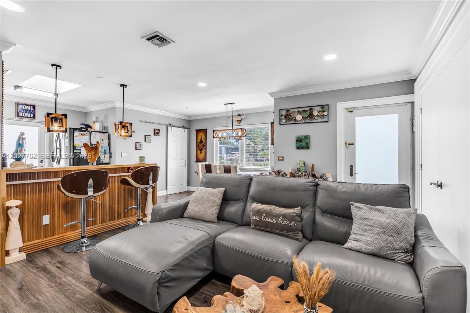 255 NE 41st Court — photo 4