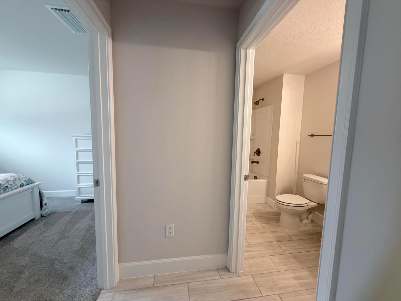 8642 Giovanni Avenue, Fort Pierce, FL 34951 photo 2