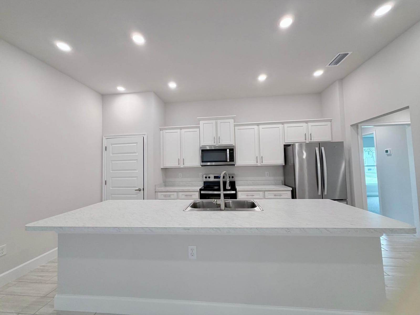 8642 Giovanni Avenue, Fort Pierce, FL 34951 photo 6