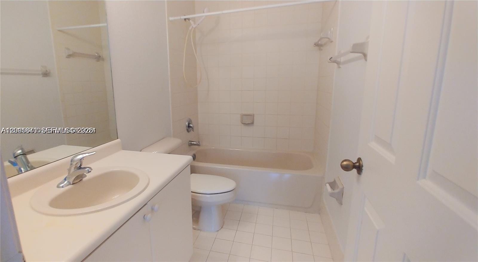 1528 SE 24th Court 209, Homestead, FL 33035 photo 12