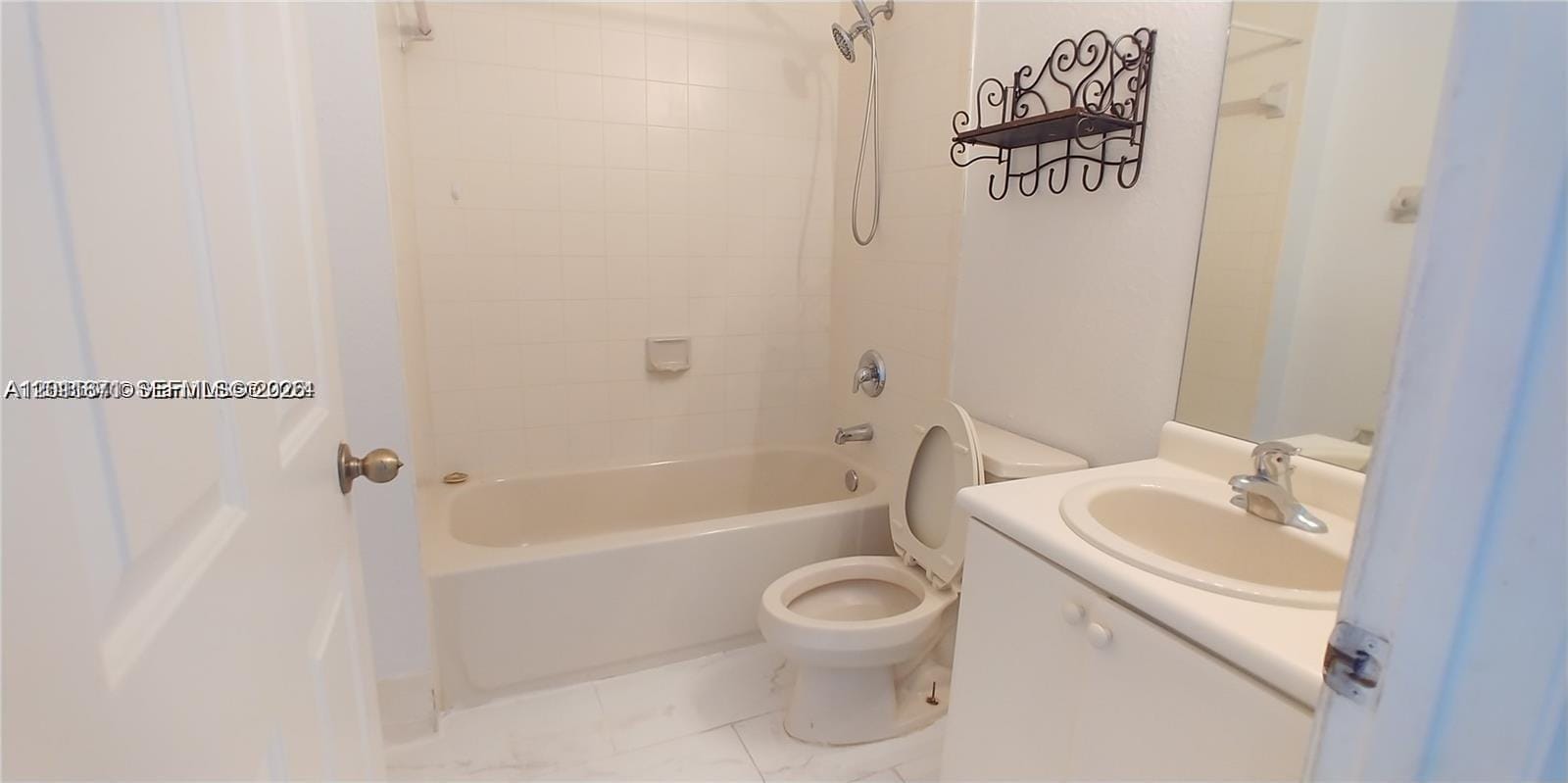 1528 SE 24th Court 209, Homestead, FL 33035 photo 5