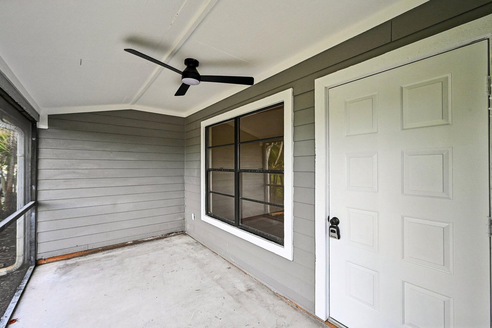9095 SE Hobe Ridge Avenue — photo 6