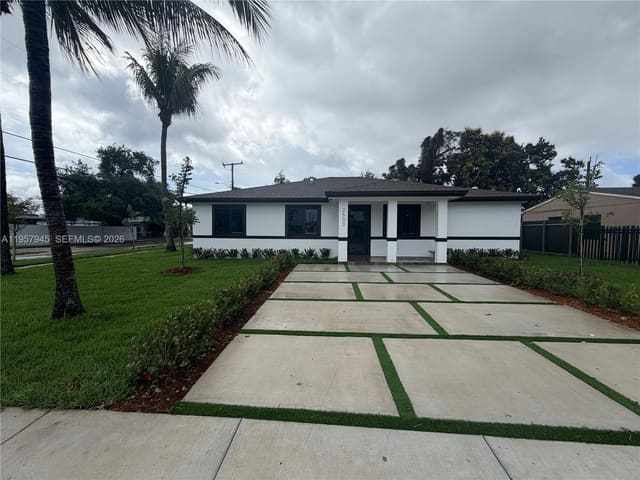 2500 NW 153rd Street, sold in Biscayne River Gardens, Miami Gardens, FL