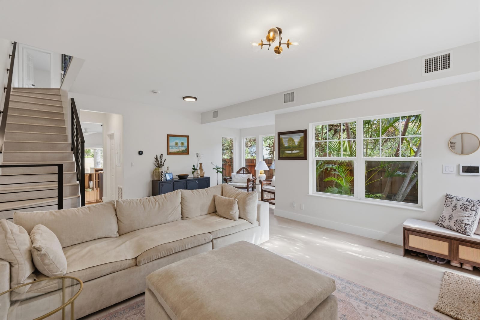 645 NW 2nd Avenue, Fort Lauderdale, FL 33311 photo 2
