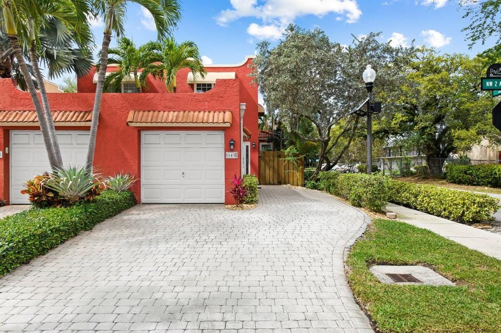 645 NW 2nd Avenue, Fort Lauderdale, FL 33311 photo 12