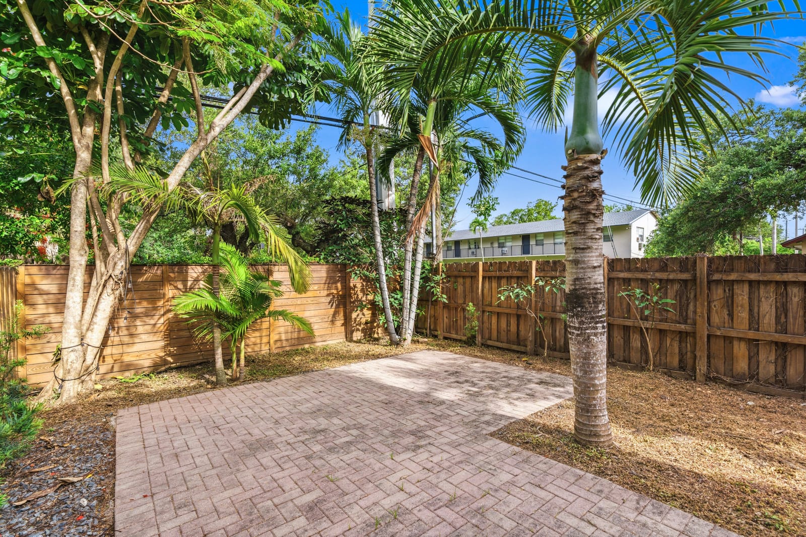 645 NW 2nd Avenue, Fort Lauderdale, FL 33311 photo 27
