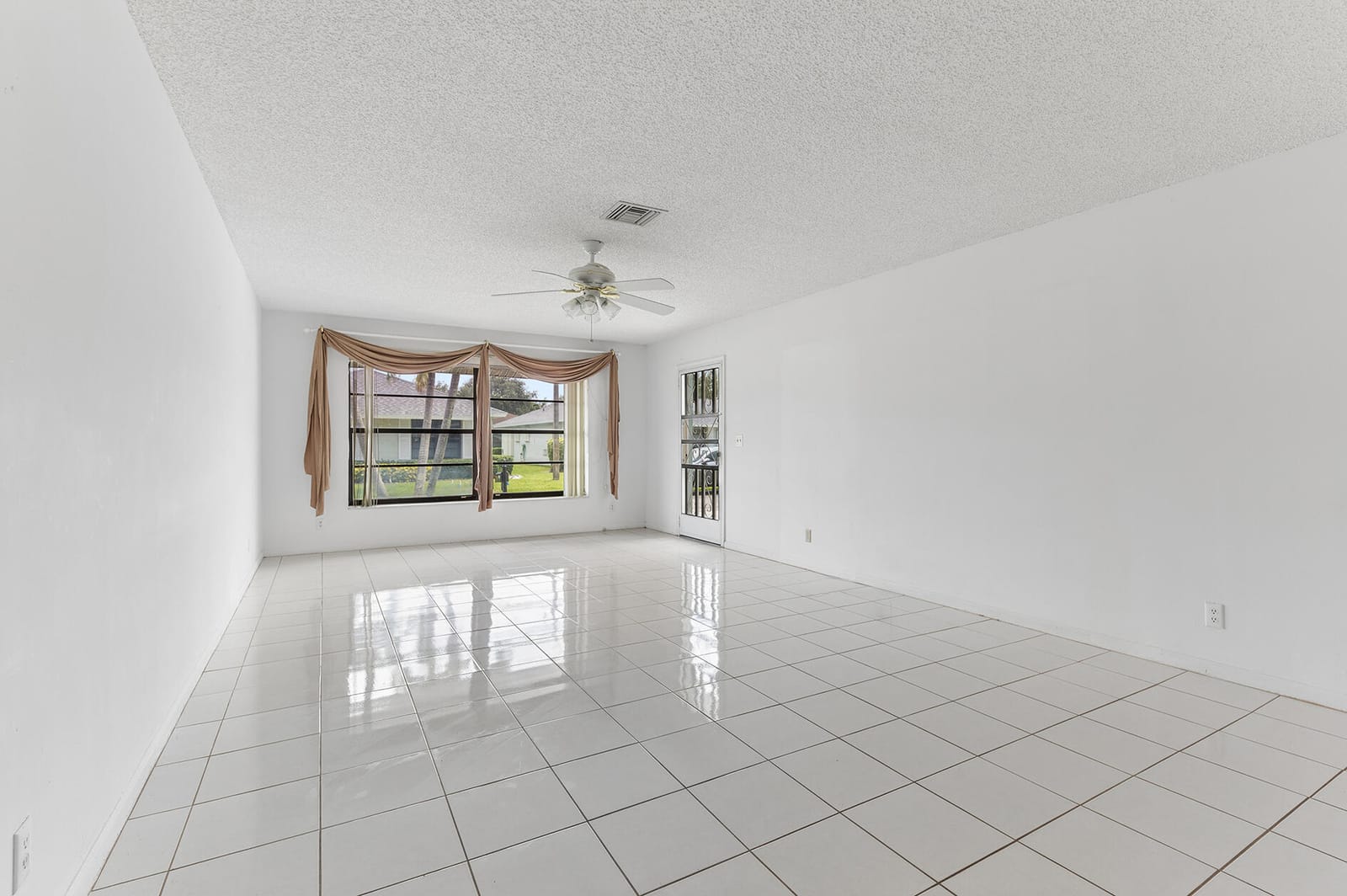 9795 Tabebuia Tree Drive B, Boynton Beach, FL 33436 photo 12