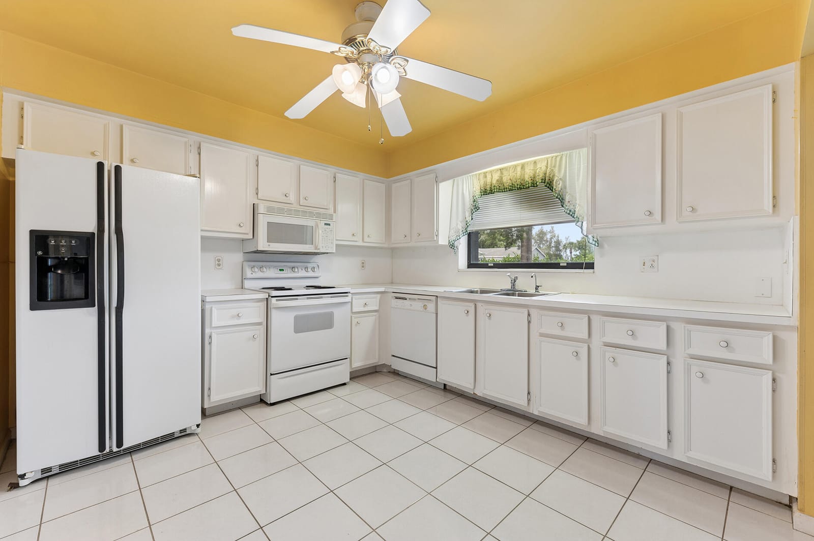 9795 Tabebuia Tree Drive B, Boynton Beach, FL 33436 photo 3