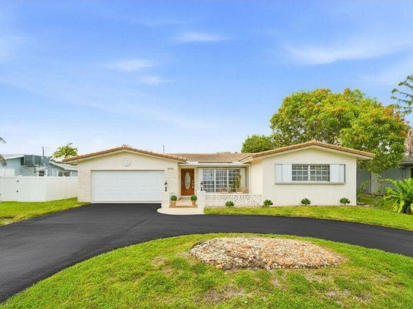 5501 Monroe Street, Hollywood, FL 33021, Hollywood