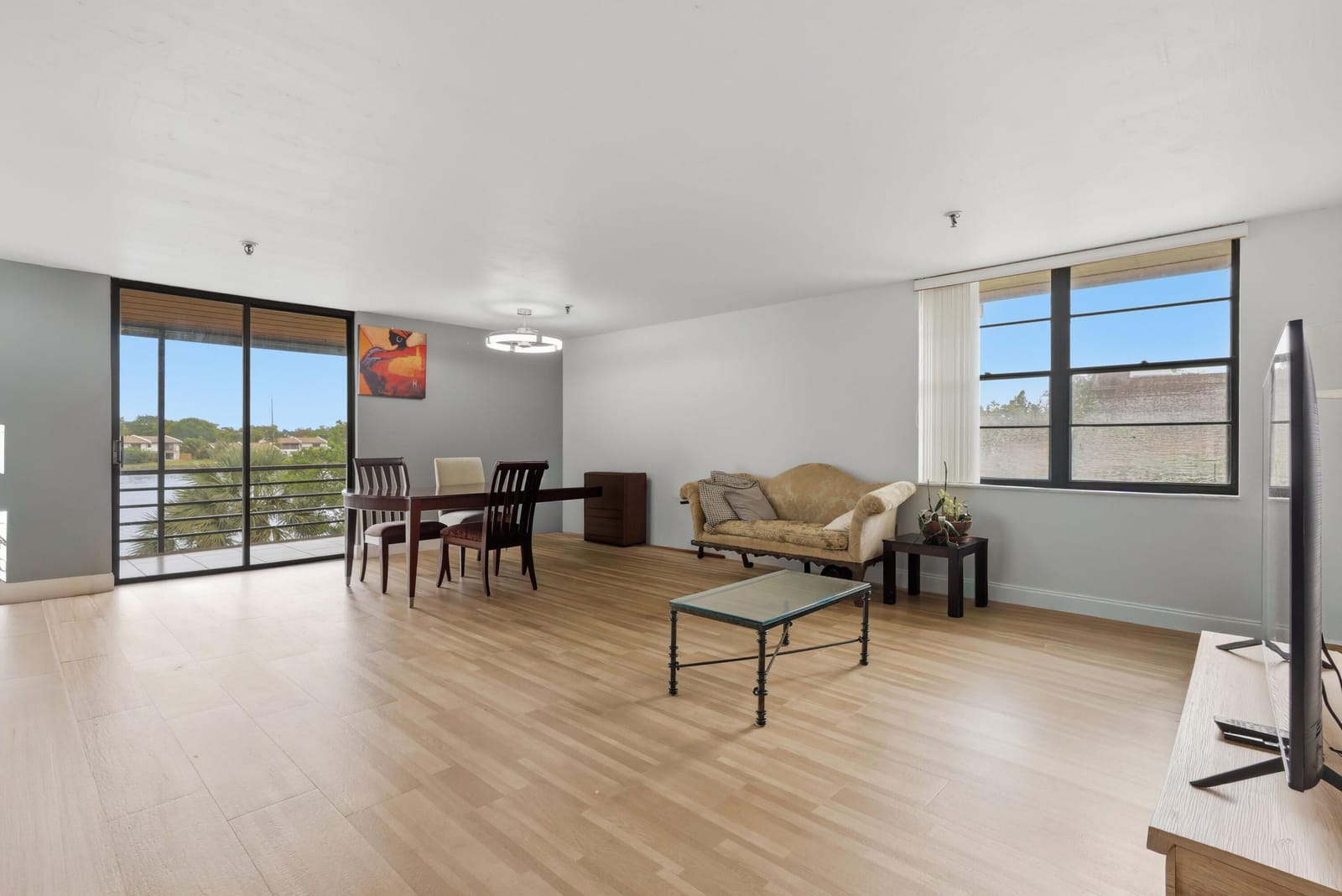 661 NE 195th Street 310 — photo 7