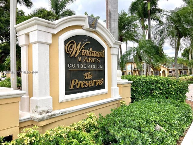4035 W Mcnab Road F311, Pompano Beach, FL 33069