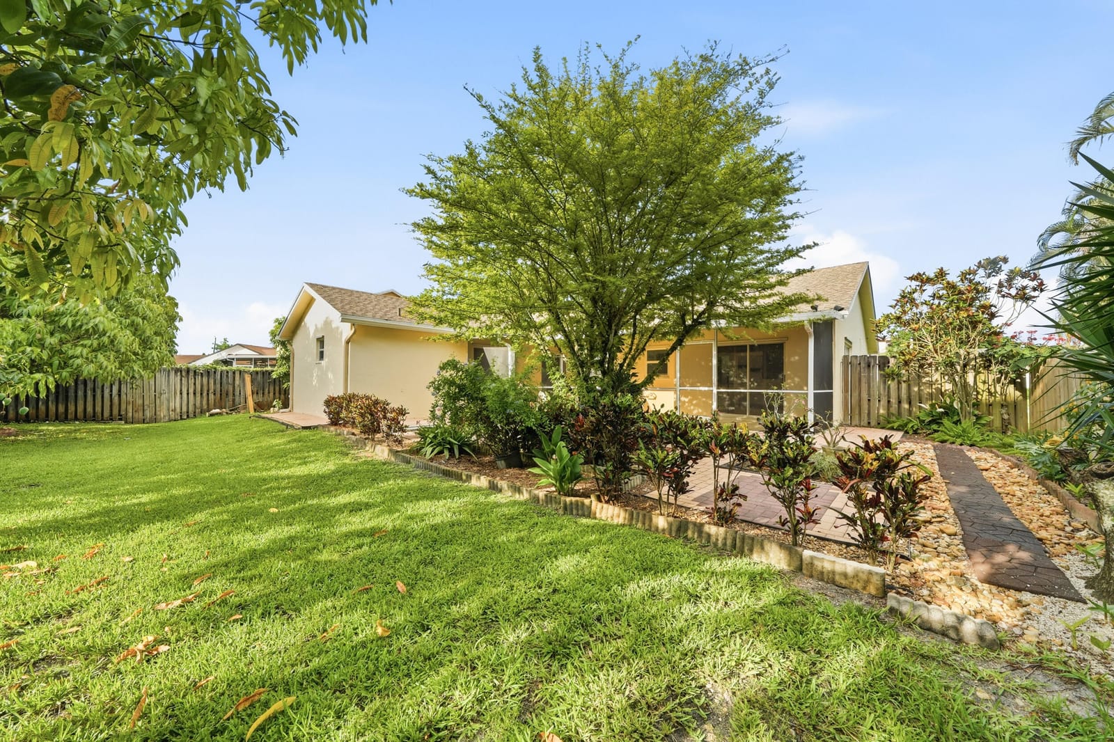 5787 SW 57th Way, Davie, FL 33314 photo 7