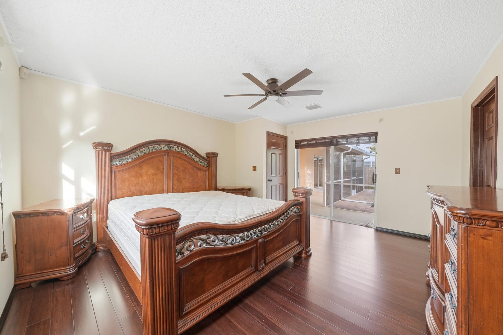 5787 SW 57th Way, Davie, FL 33314 photo 8