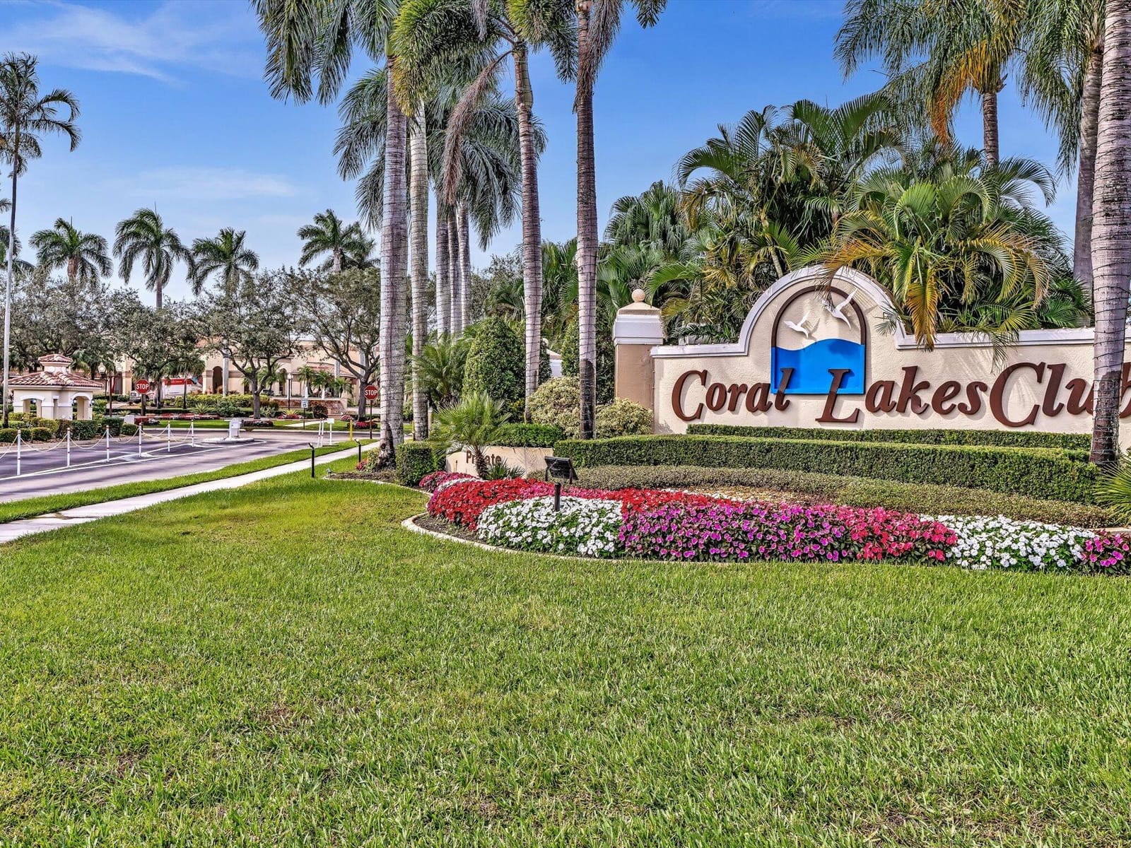 12511 Imperial Isle Drive 402, Boynton Beach, FL 33437 photo 2