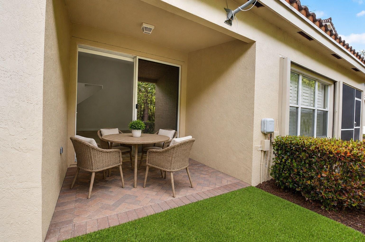 6410 Park Lake Circle, Boynton Beach, FL 33437 photo 11