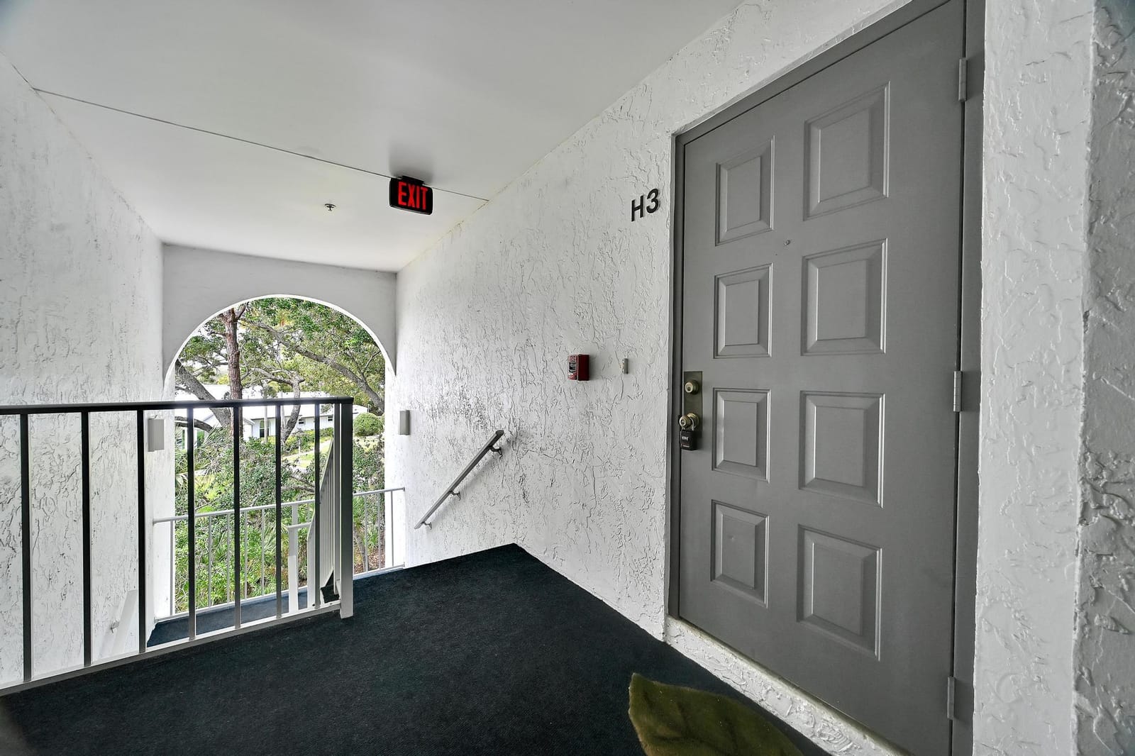 2516 SE Anchorage Cove H-3 — photo 3