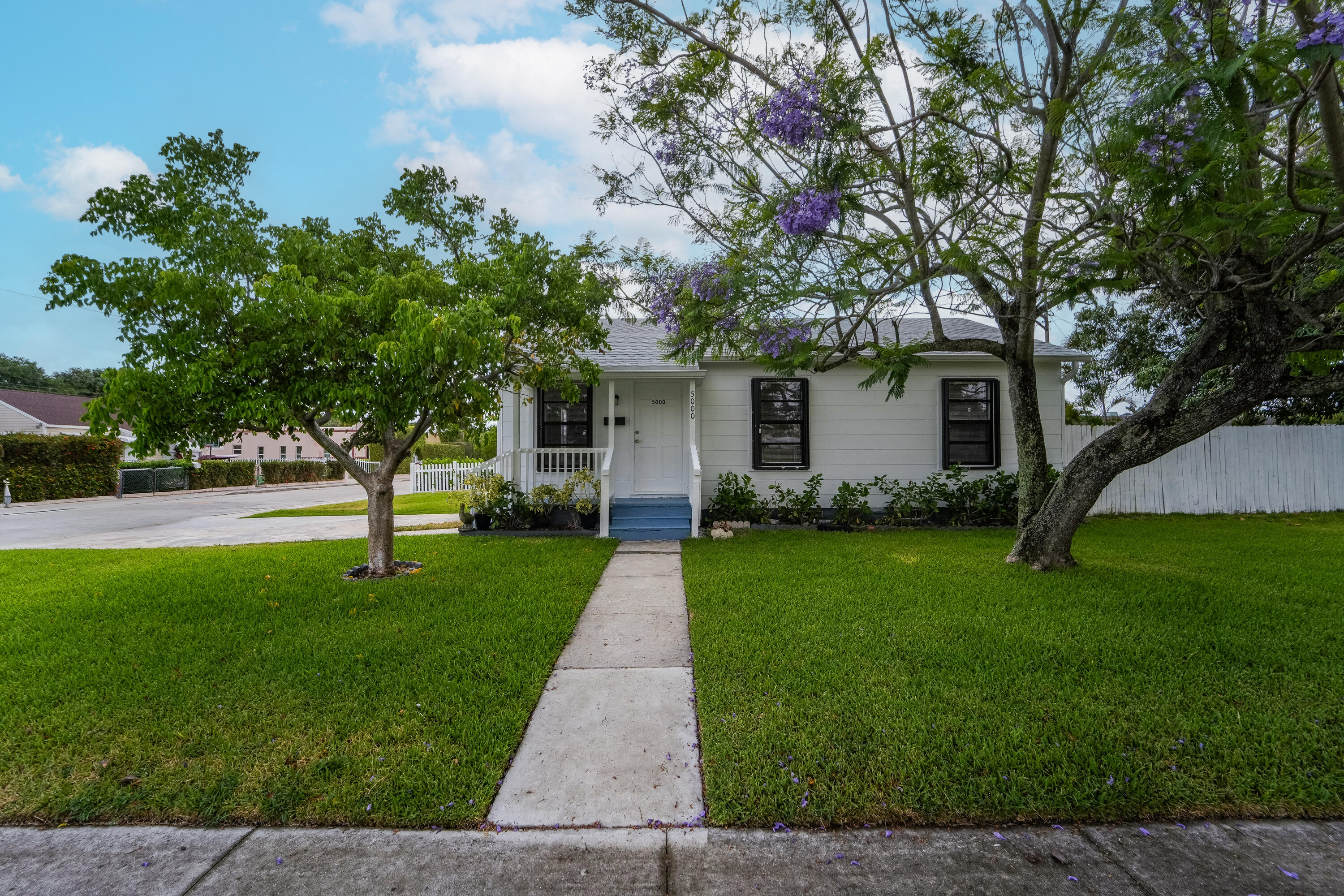 5000 Lake Avenue, West Palm Beach, FL 33405, West Palm Beach