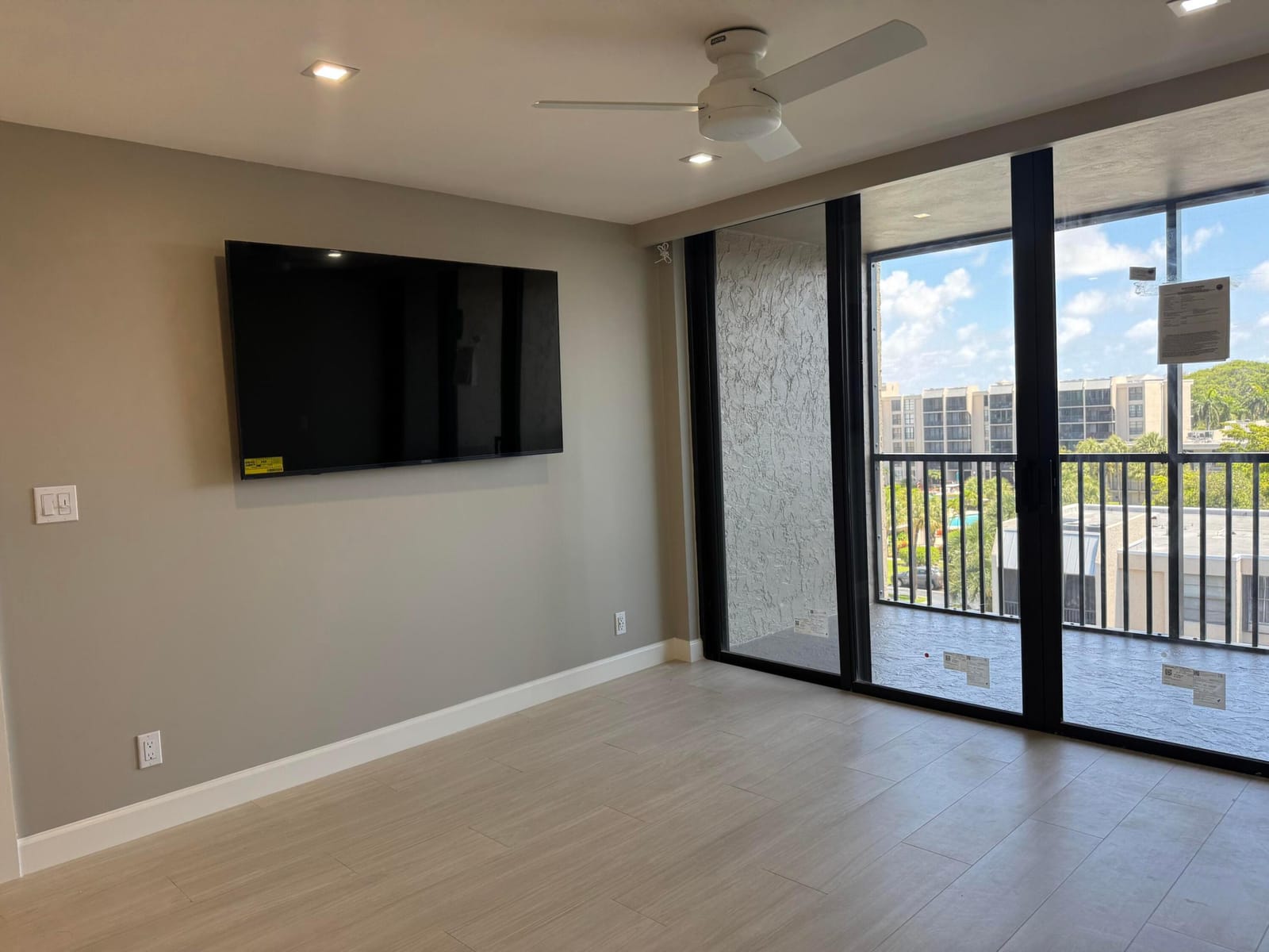12 Royal Palm Way 603 — photo 12