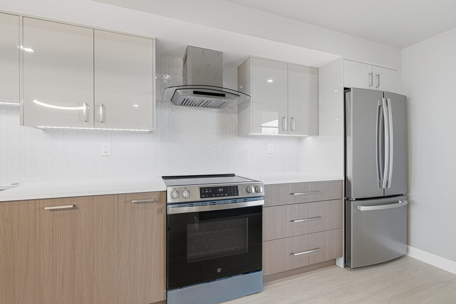 12 Royal Palm Way 603 — photo 6