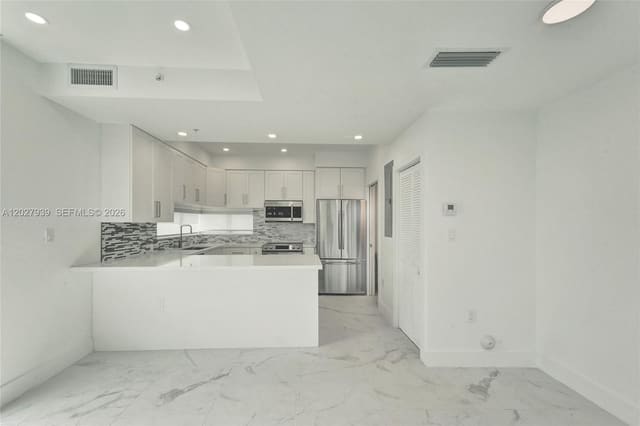 7645 Carlyle Avenue 5, Miami Beach, FL 33141