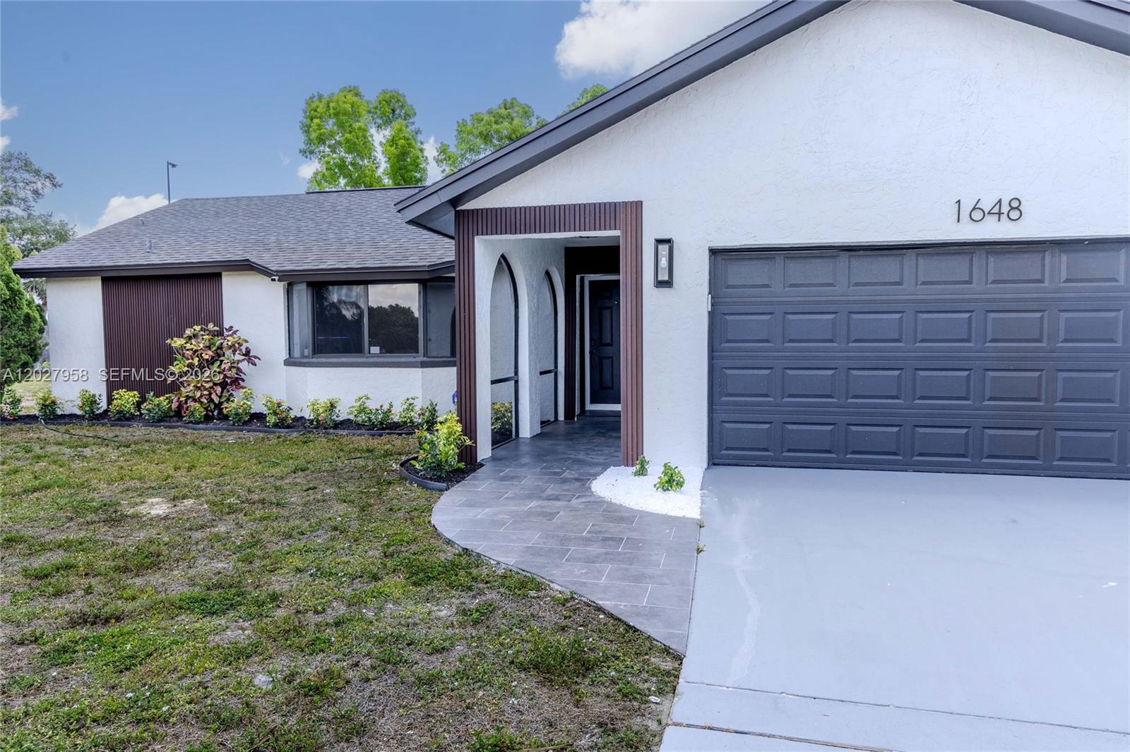 1648 Coral Point Drive — photo 9