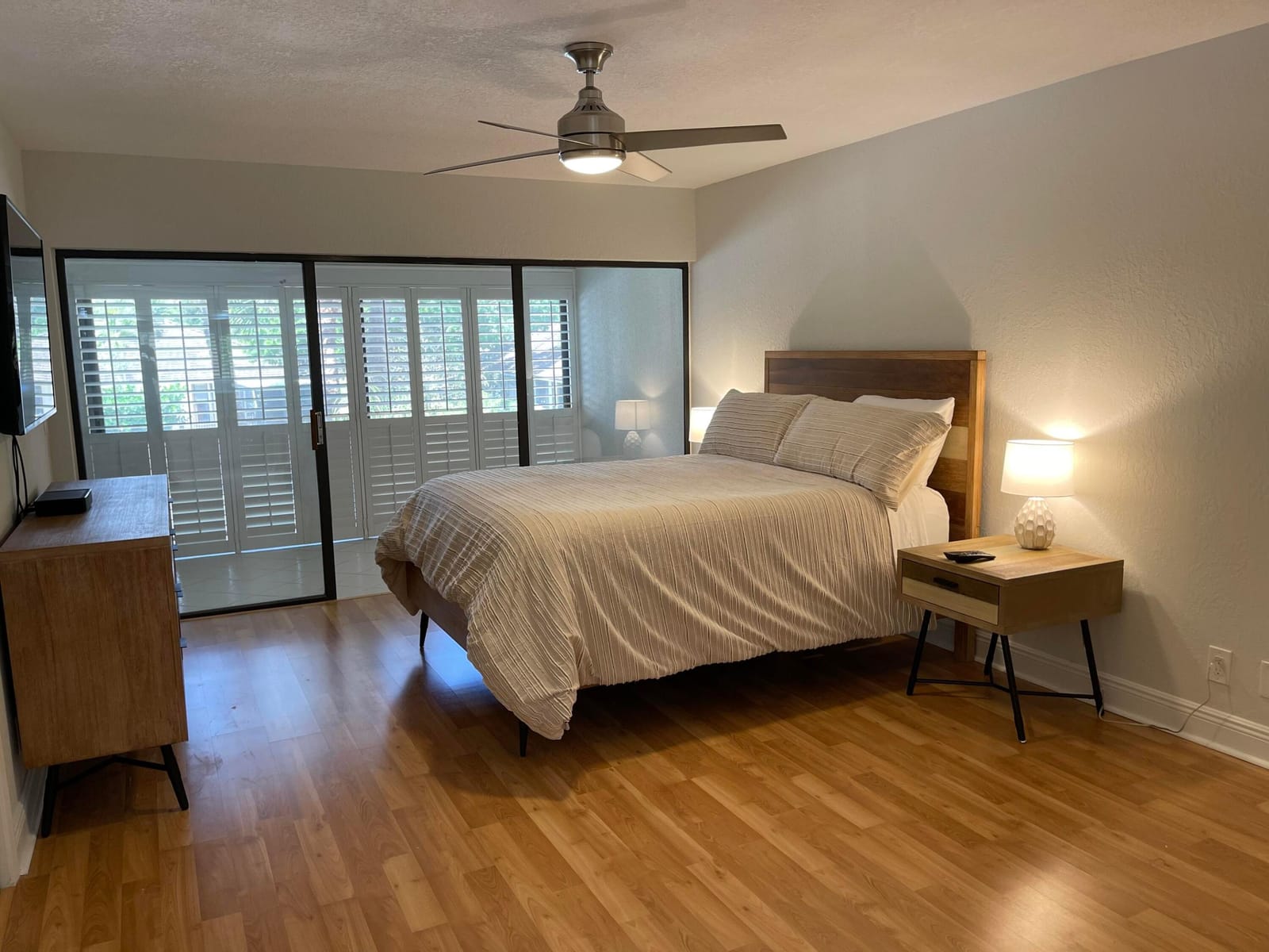 1660 Twelve Oaks Way 203 — photo 10