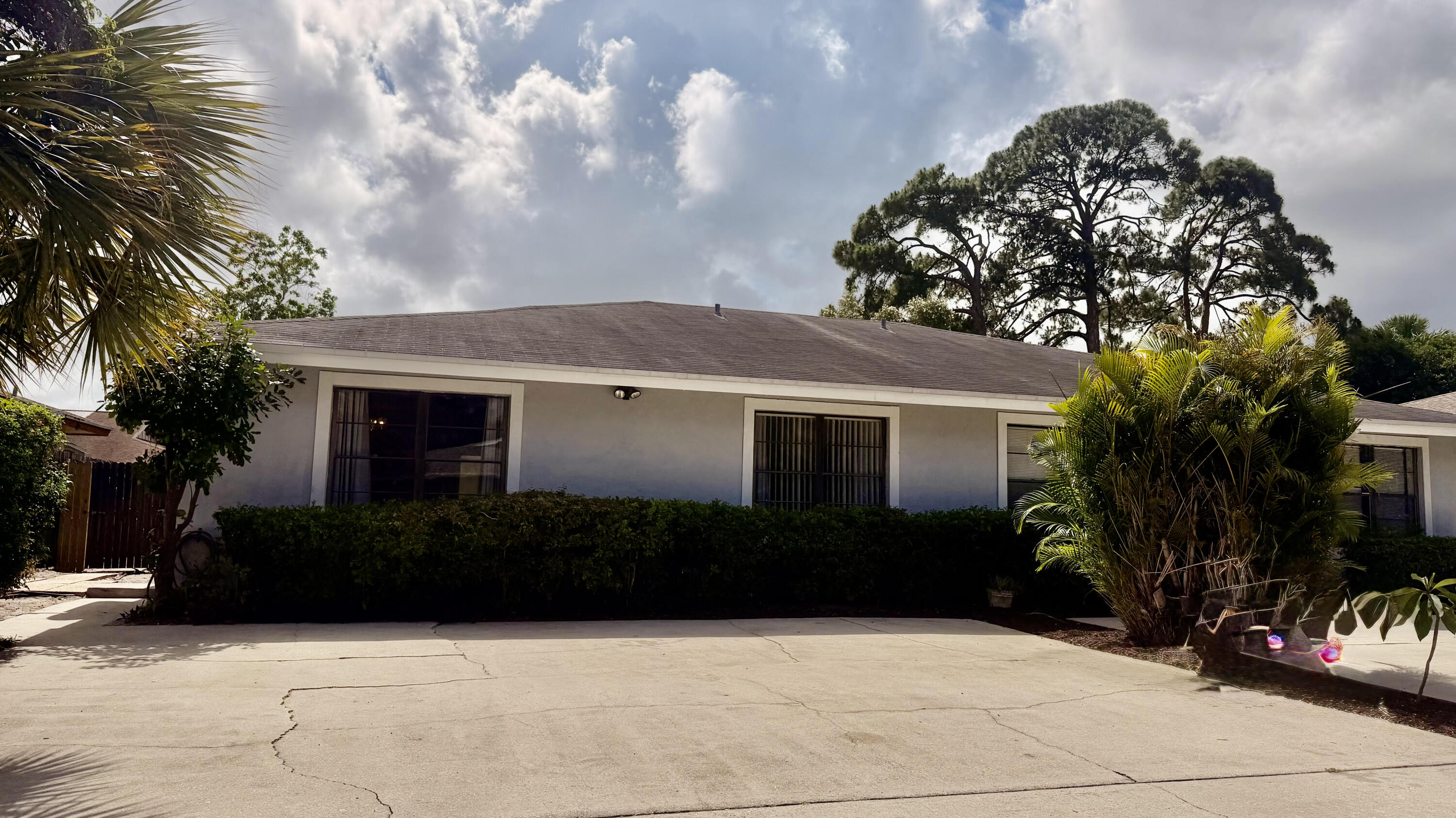 9121 E Highland Pines Drive, Palm Beach Gardens, FL 33418, Palm Beach Gardens