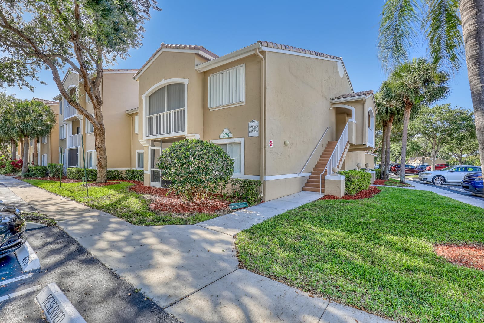 278 Village Boulevard 8208 — photo 2