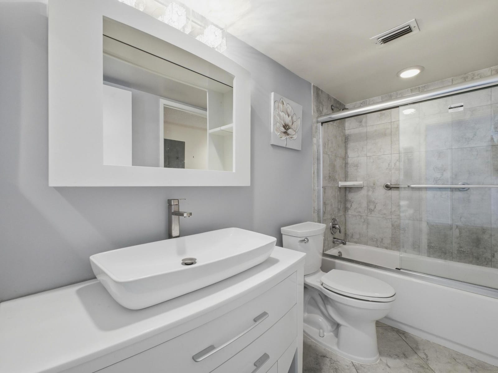 7280 Amberly Lane 201 — photo 9