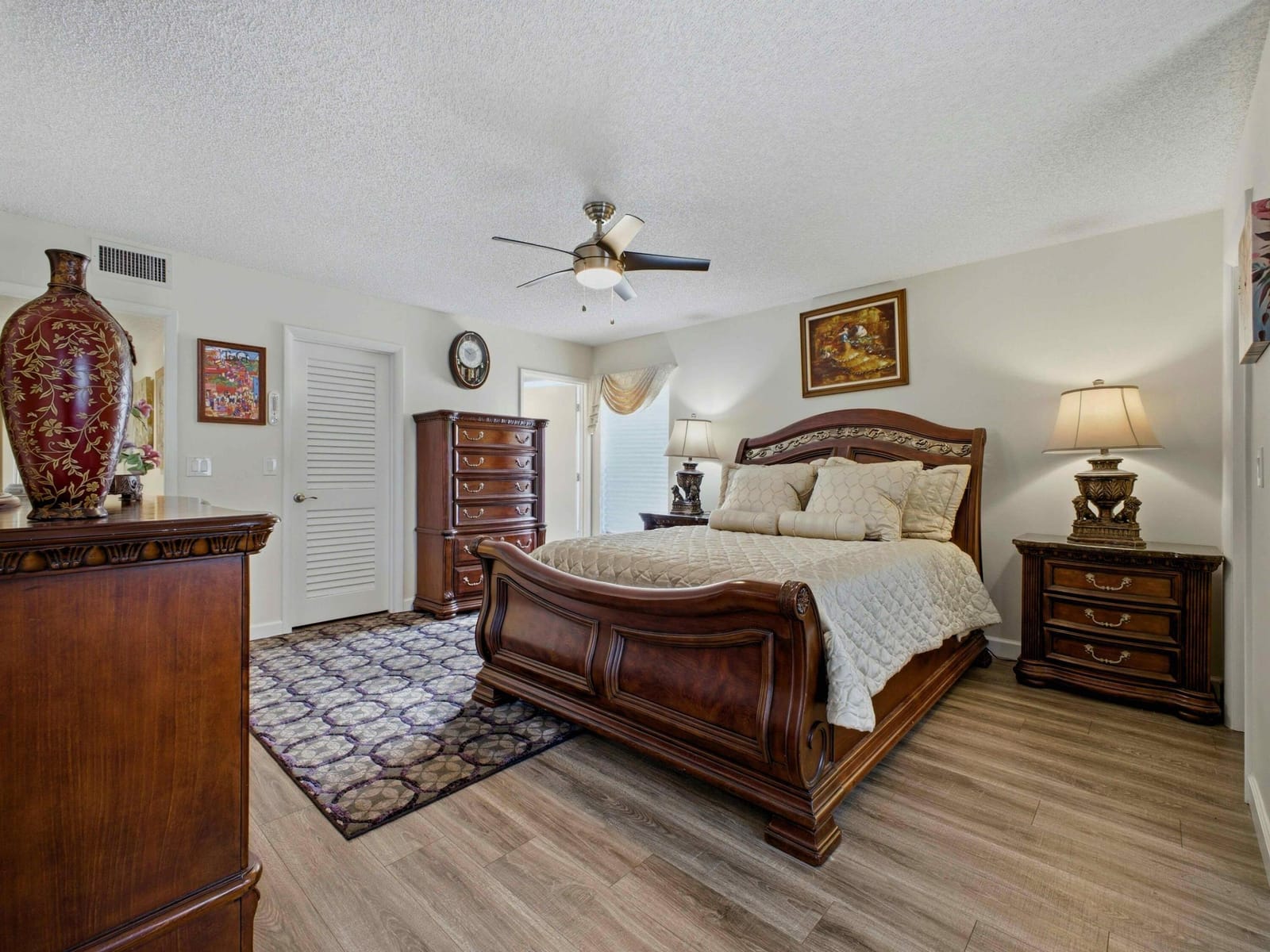 7280 Amberly Lane 201 — photo 11