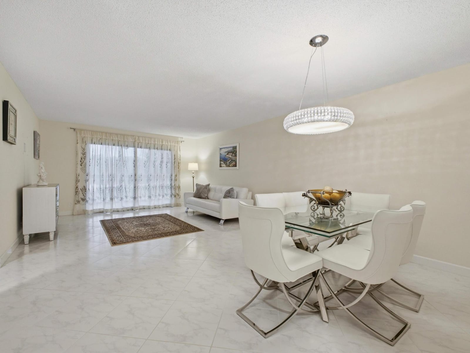 7280 Amberly Lane 201 — photo 3