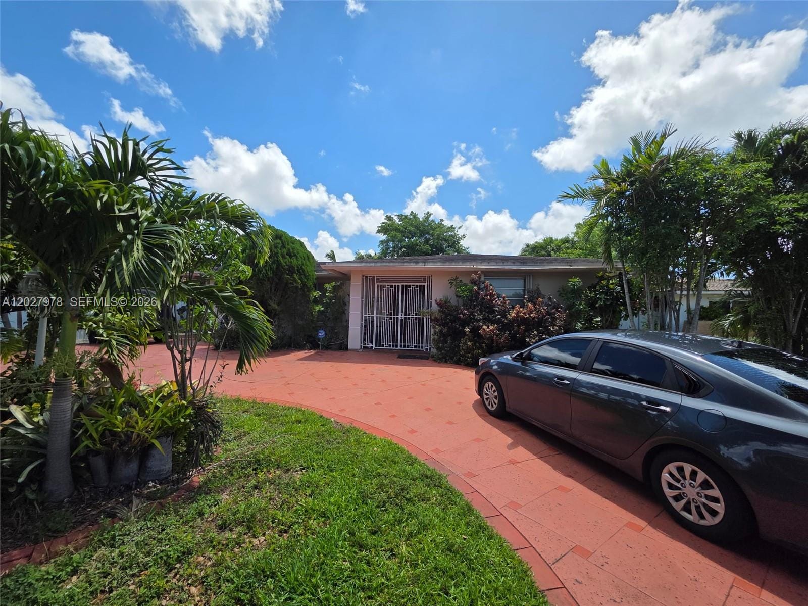 16825 NW 74th Avenue, Hialeah, FL 33015 photo 2