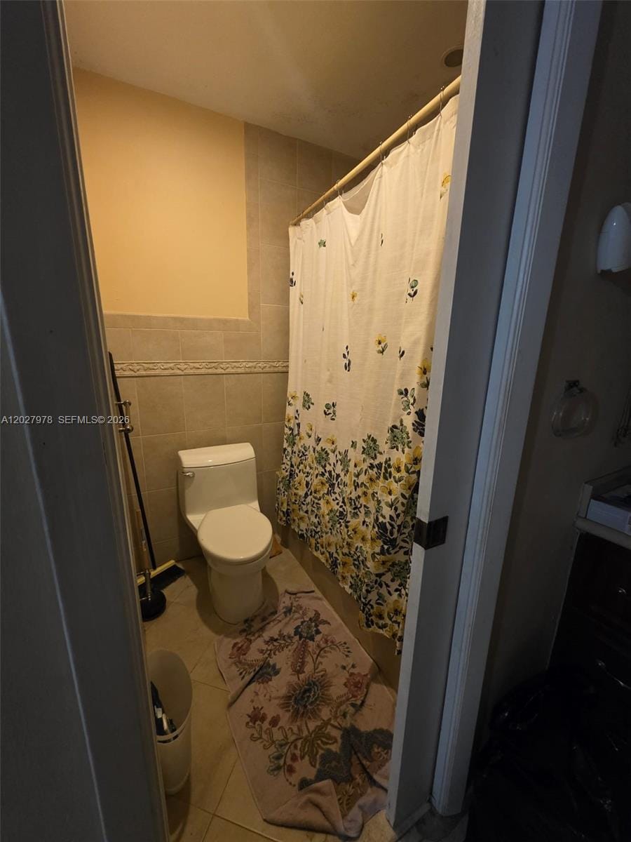 16825 NW 74th Avenue, Hialeah, FL 33015 photo 9
