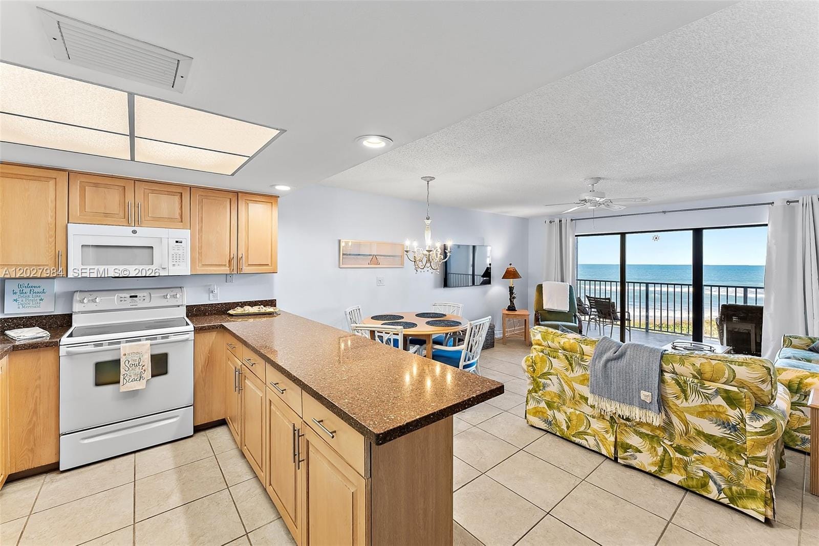 429 NE Tradewind Lane 305 — photo 7