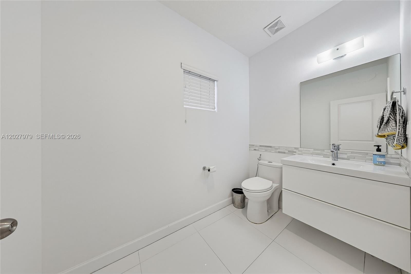 476 NE 194th Terrace — photo 7