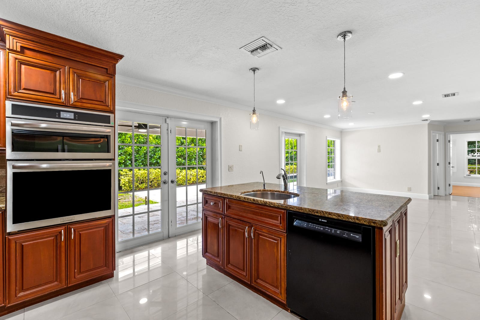 4610 Pinetree Drive, Delray Beach, FL 33445 photo 13