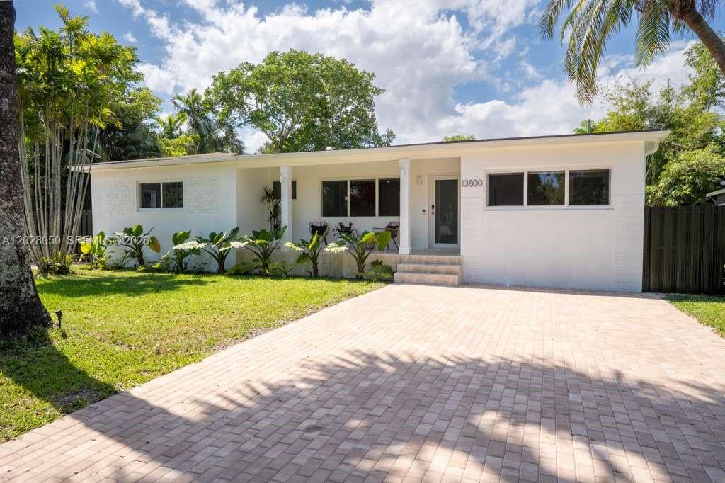 13800 NE 1st Avenue, Miami, FL 33161, Miami