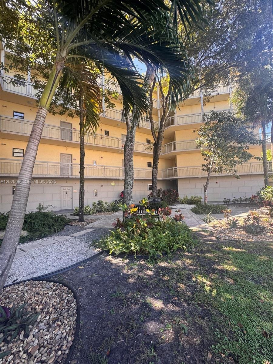 8290 Lake Drive 506, Doral, FL 33166 photo 13