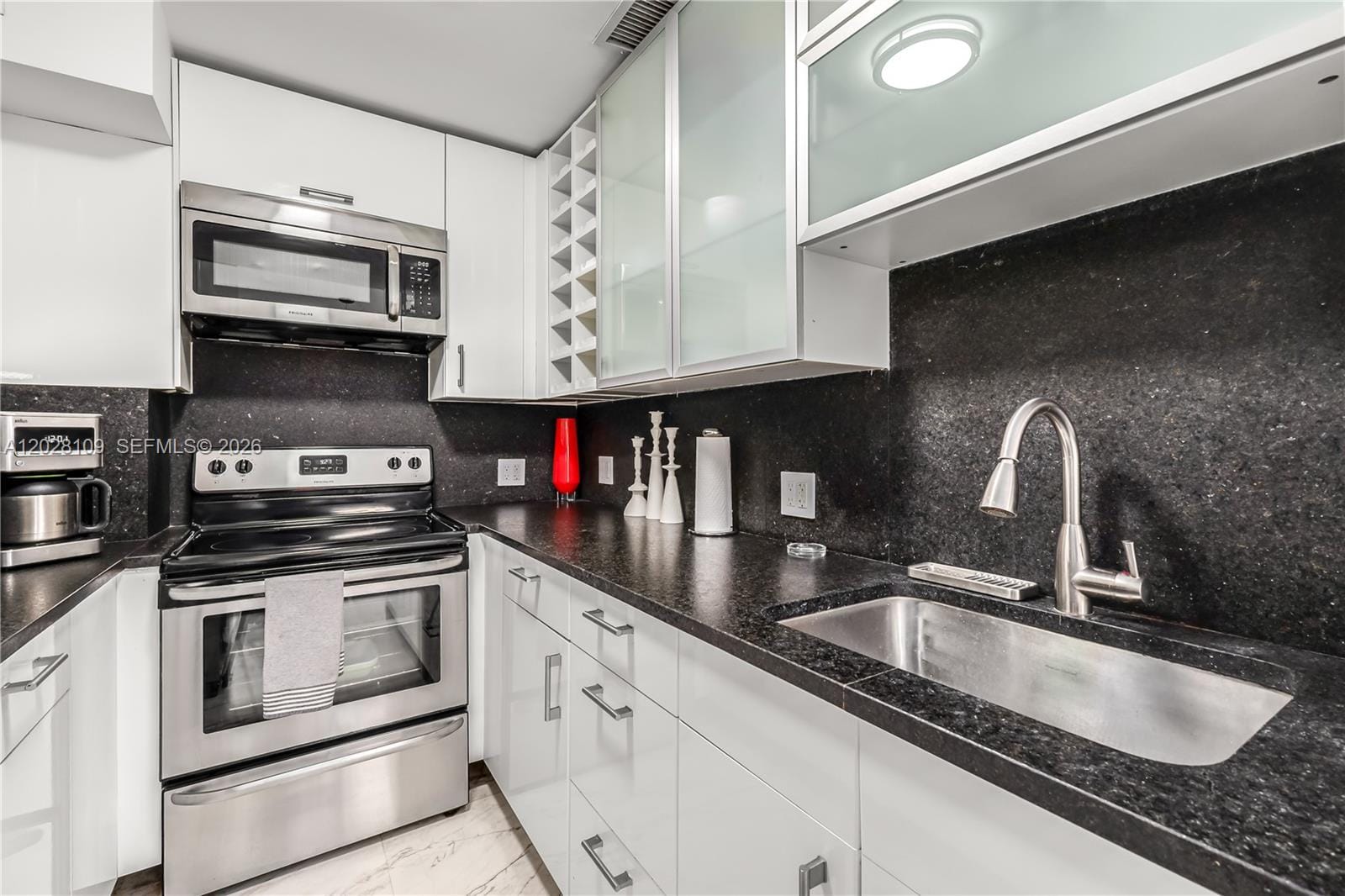 3 Island Avenue 11B, Miami Beach, FL 33139 photo 8