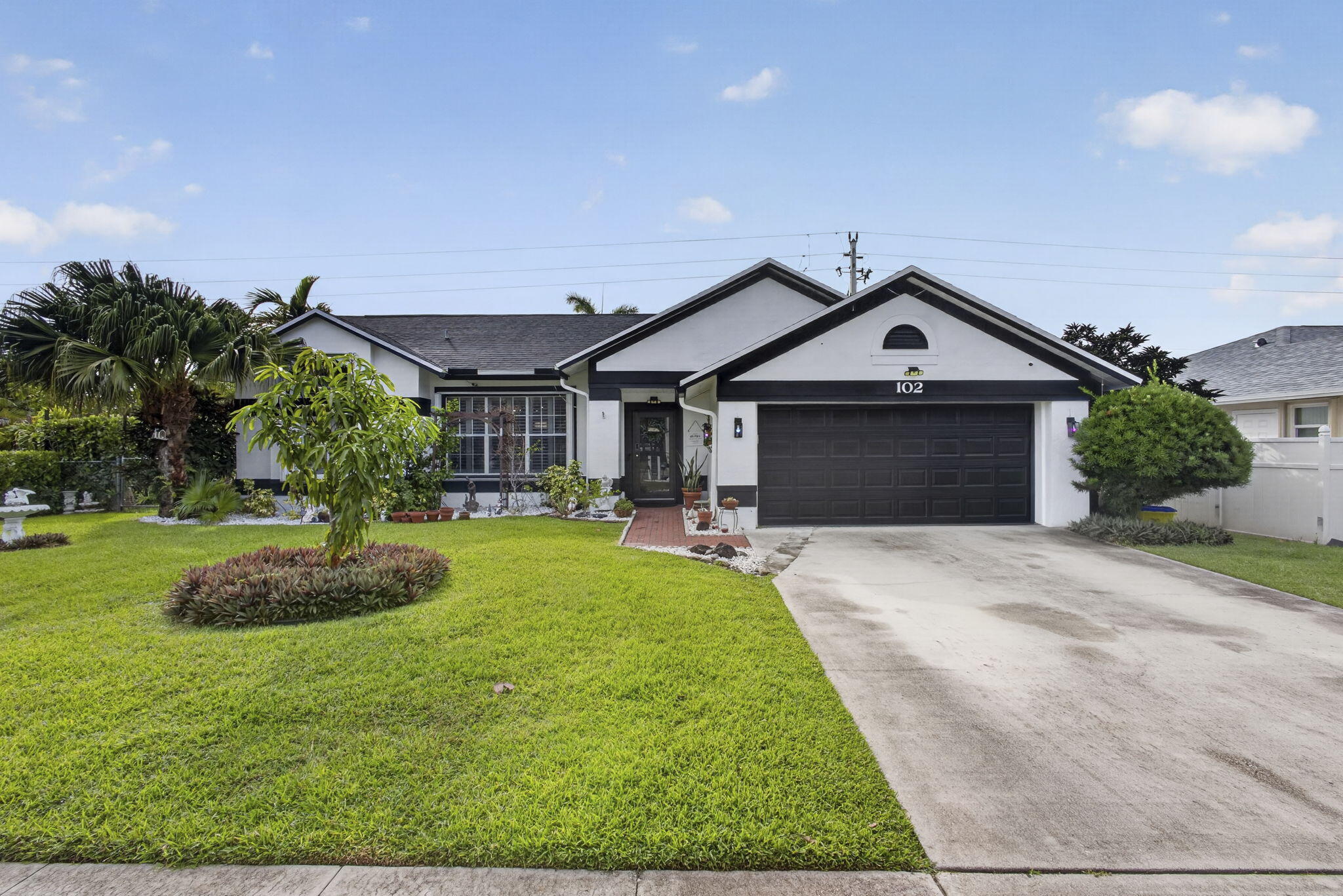 102 E Royal Pine Cir Court, Royal Palm Beach, FL 33411, Royal Palm Beach